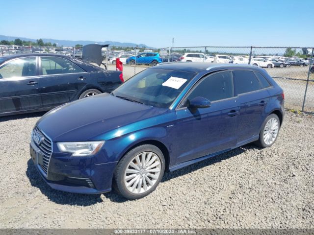 WAUUPBFFXHA108830 Audi A3 E-tron 1.4t Premium