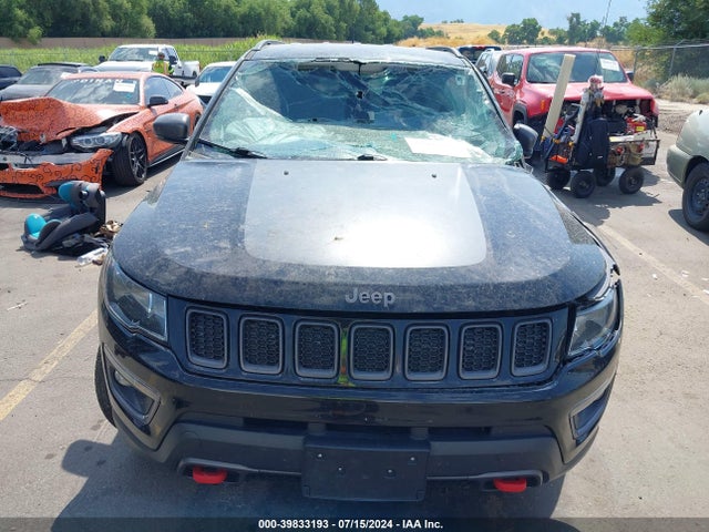 3C4NJDDBXHT667937 Jeep New Compass Trailhawk 4x4