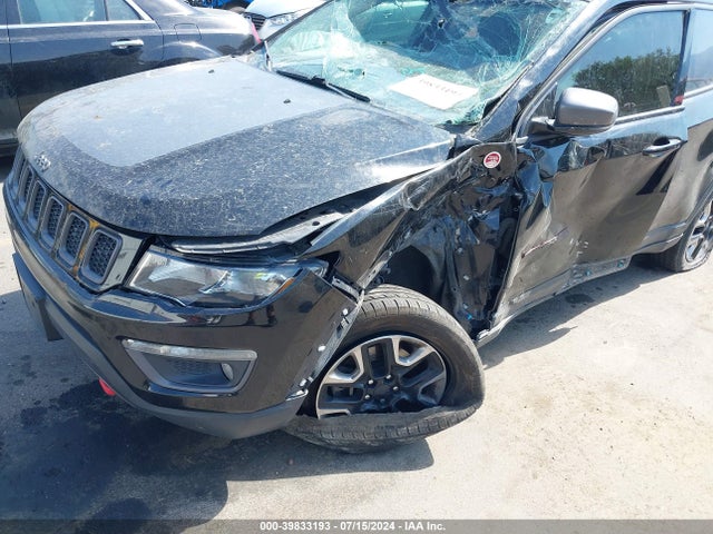3C4NJDDBXHT667937 Jeep New Compass Trailhawk 4x4