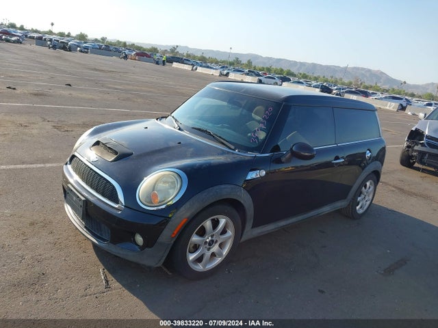 2009 MINI COOPER S CLUBMAN WMWMM33529TP92174 Photo 1