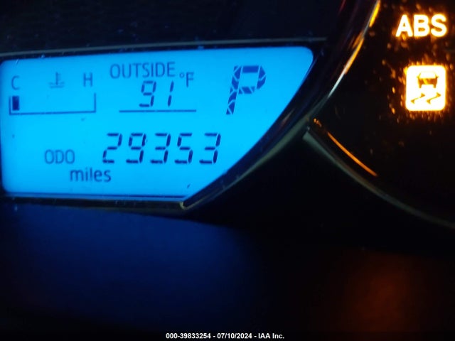Toyota Corolla Le Plus 2016 2T1BURHEXGC694780 Image 15