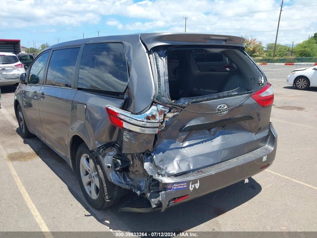 Toyota Sienna L 7 Passenger 2017 5TDZZ3DC0HS895887 Image 6