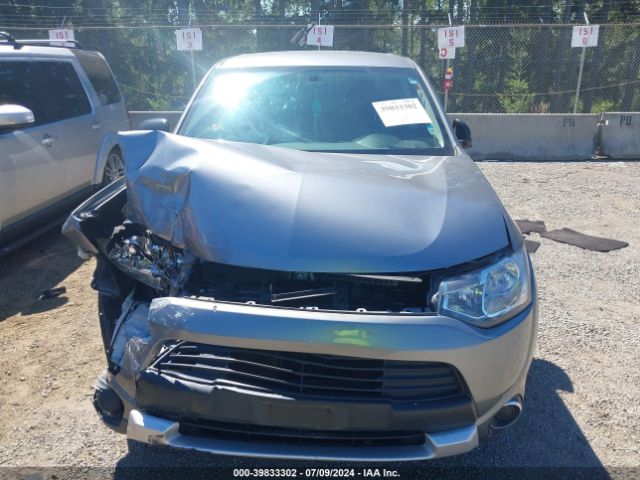 JA4AD2A38FZ012960 Mitsubishi Outlander Es