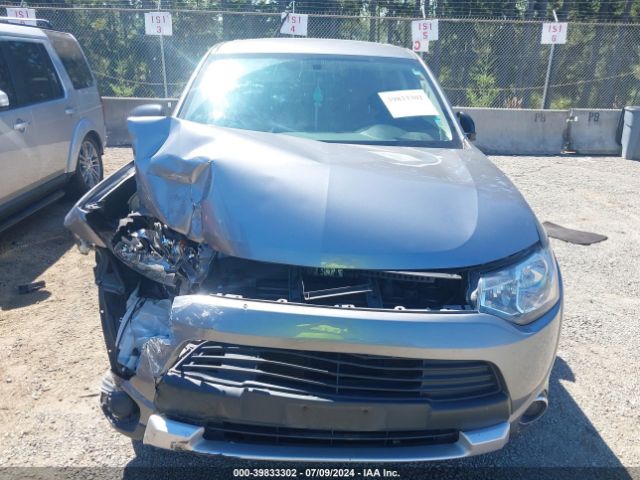 JA4AD2A38FZ012960 Mitsubishi Outlander Es