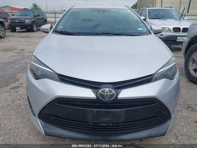 Toyota COROLLA LE 2018 5YFBURHE3JP755345 Image 12