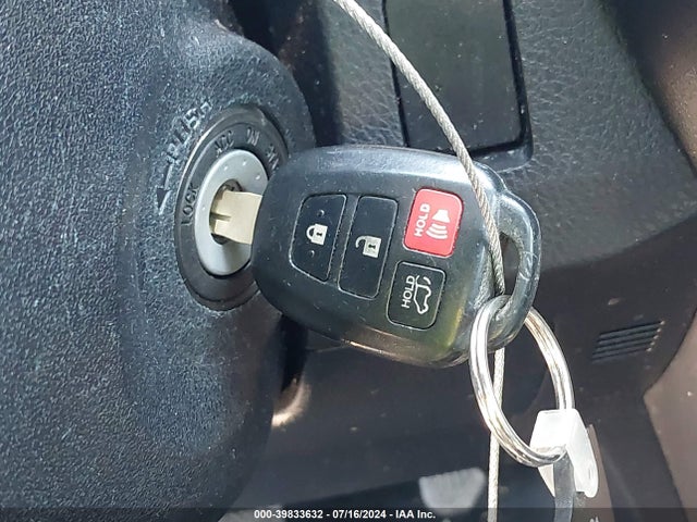 Toyota Rav4 Xle 2016 JTMRFREV0GJ078846 Image 11