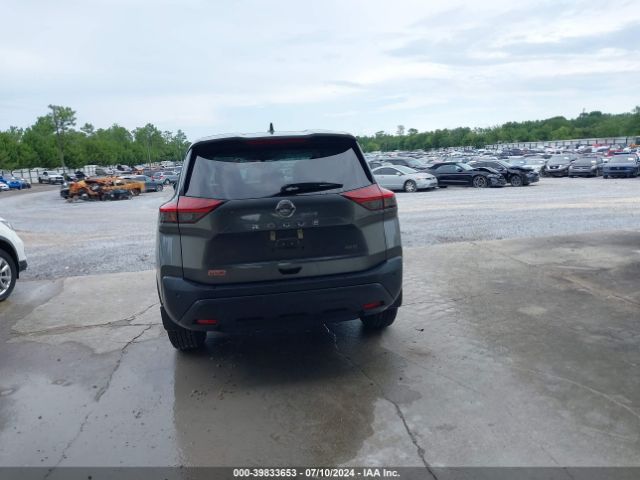 5N1AT3AB4MC843163 Nissan Rogue S Intelligent Awd