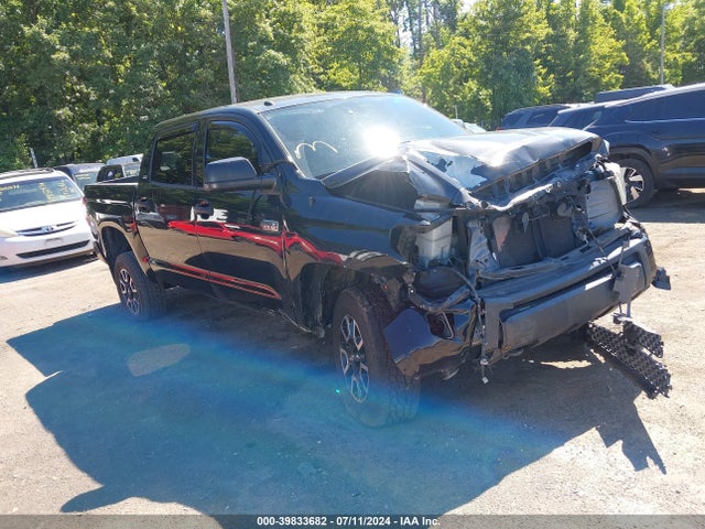 Toyota Tundra Sr5 5.7l V8 2019 5TFDY5F13KX808957 главное изображение