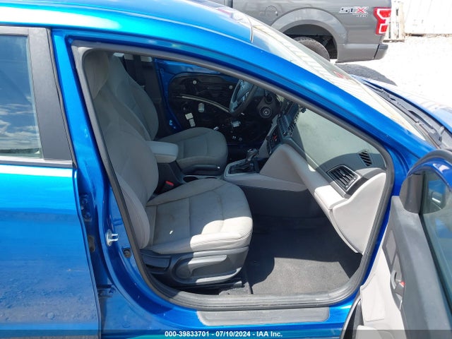 Hyundai ELANTRA SEL 2018 5NPD84LF4JH258334 Image 5