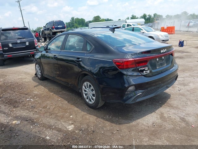 KIA FORTE LX 2023 3KPF24AD5PE633088 Image 3