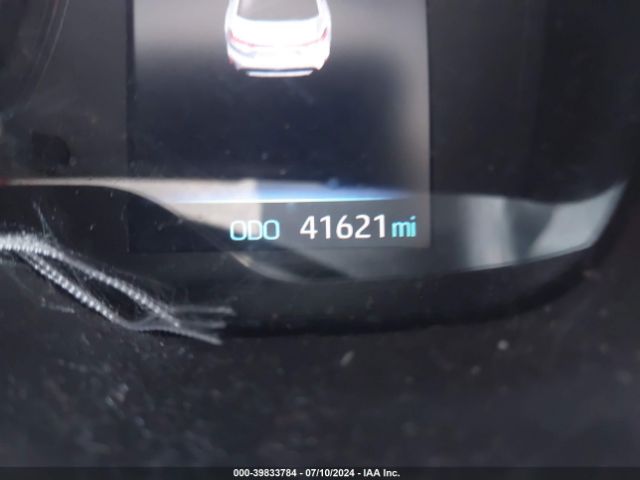 5YFEPMAE5NP317529 Toyota COROLLA LE