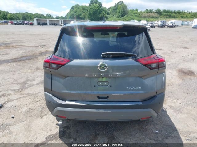 5N1AT3BBXMC783372 Nissan Rogue Sv Intelligent Awd