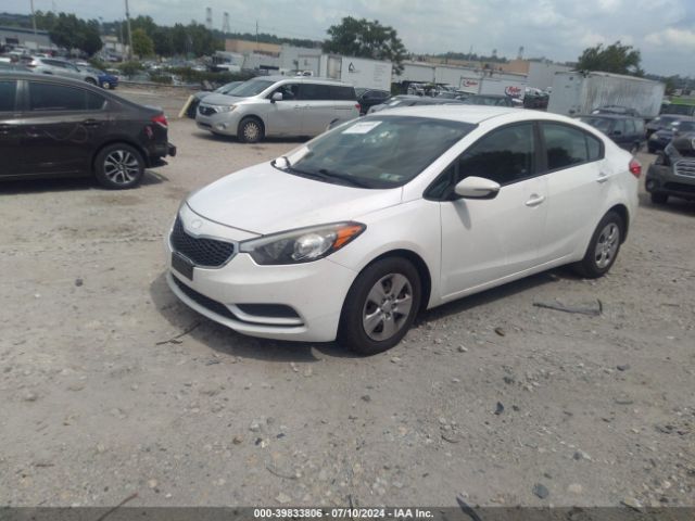 KNAFX4A62G5527371 KIA FORTE LX