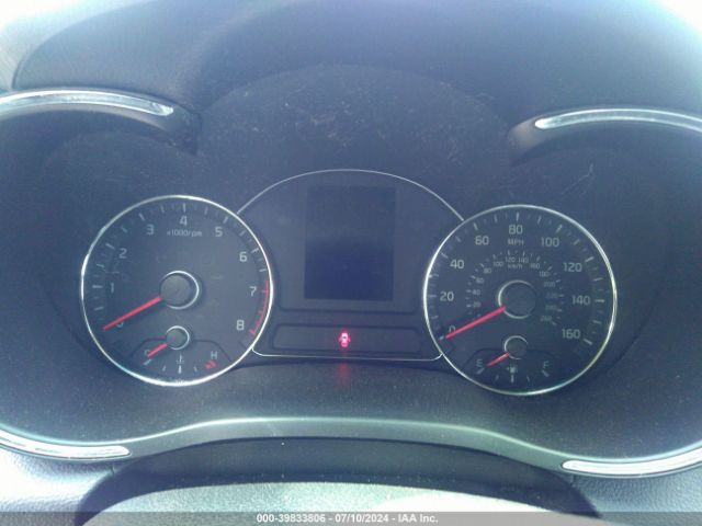 KNAFX4A62G5527371 KIA FORTE LX