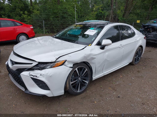4T1B61HK5JU050238 Toyota CAMRY XSE