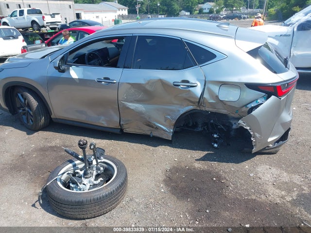 JTJHKCFZ4R2039452 Lexus Nx 450h+ Luxury