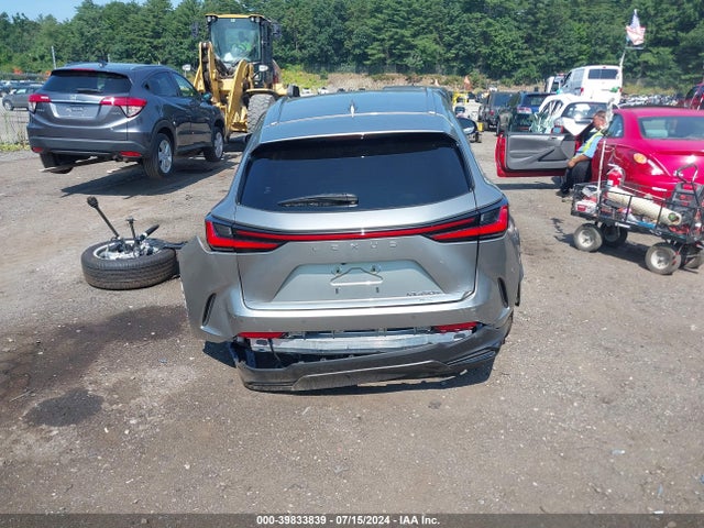 JTJHKCFZ4R2039452 Lexus Nx 450h+ Luxury