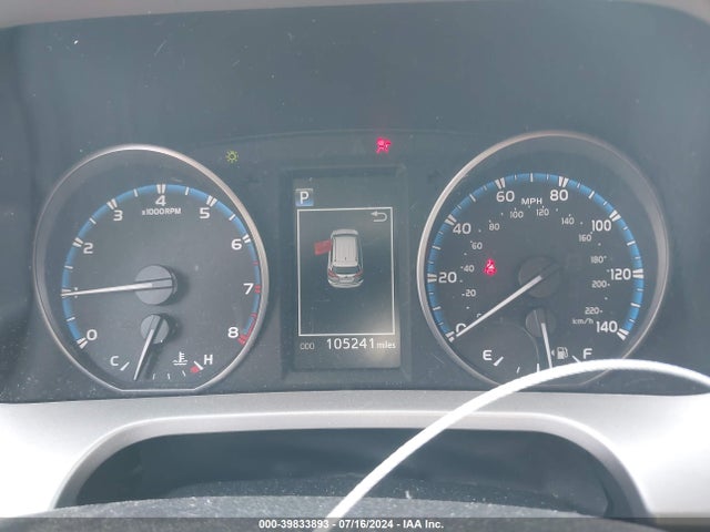 Toyota RAV4 LE 2017 2T3BFREV0HW671000 Image 7