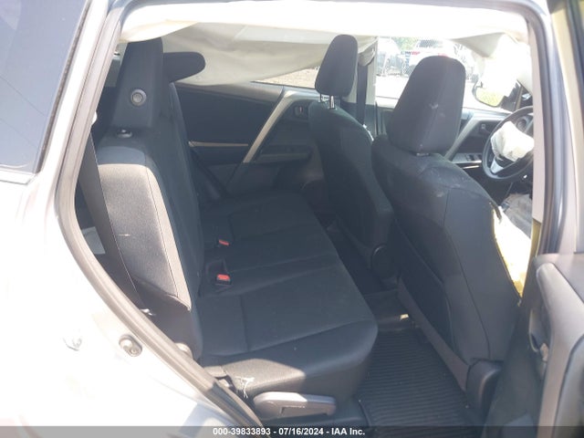 Toyota RAV4 LE 2017 2T3BFREV0HW671000 Image 8