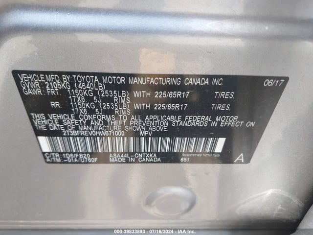 Toyota RAV4 LE 2017 2T3BFREV0HW671000 Image 9