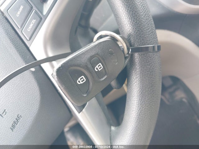 Hyundai Accent Value Edition 2017 KMHCT4AE6HU353333 Image 11