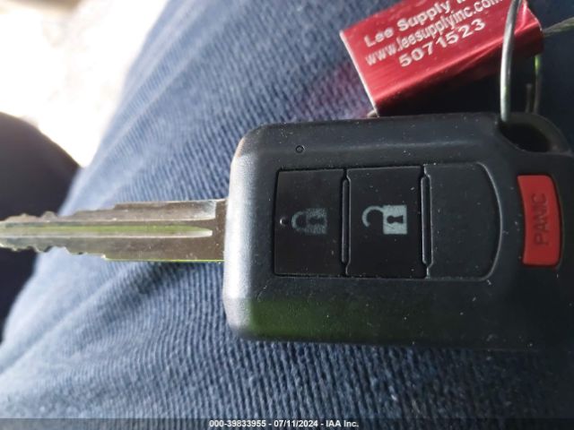 JA4AR3AU1KU030885 Mitsubishi Outlander Sport 2.0 Le