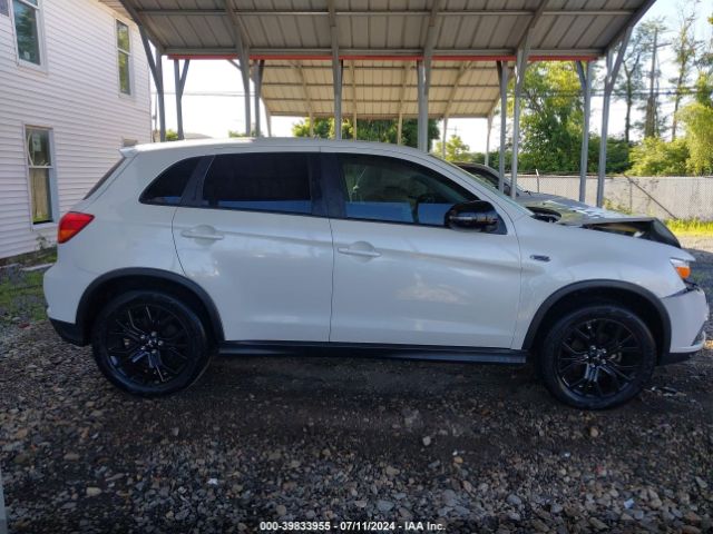 JA4AR3AU1KU030885 Mitsubishi Outlander Sport 2.0 Le