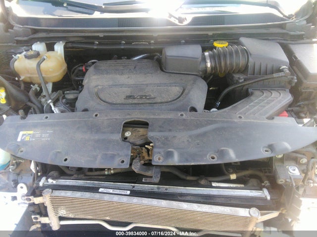 2C4RC1DG5LR172093 Chrysler Voyager Lxi