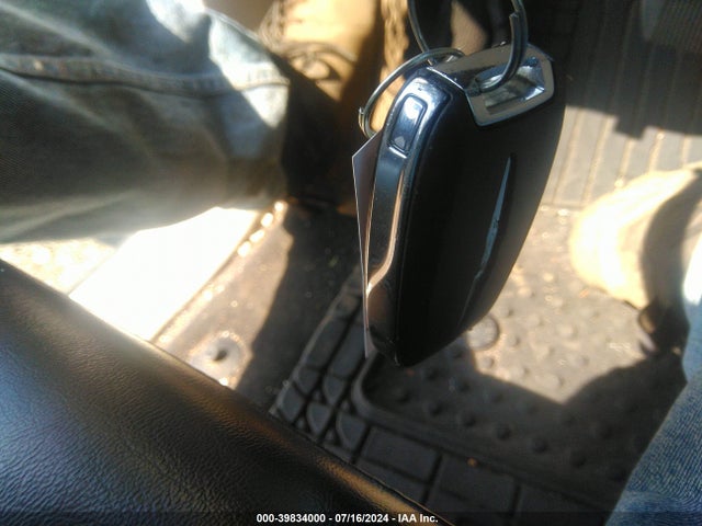 2C4RC1DG5LR172093 Chrysler Voyager Lxi