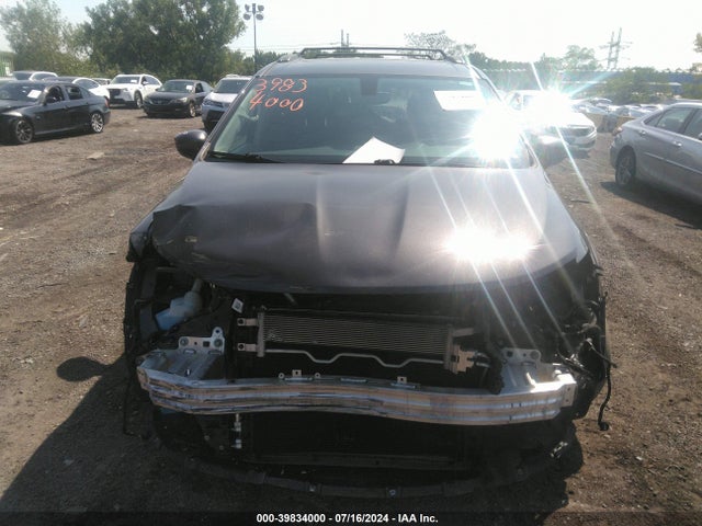 2C4RC1DG5LR172093 Chrysler Voyager Lxi