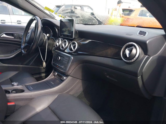 Mercedes-Benz CLA 250 2015 WDDSJ4EB1FN189573 Image 5