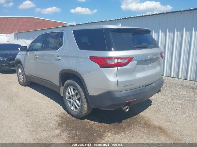 Chevrolet Traverse Ls 2018 1GNERFKWXJJ126109 Image 3