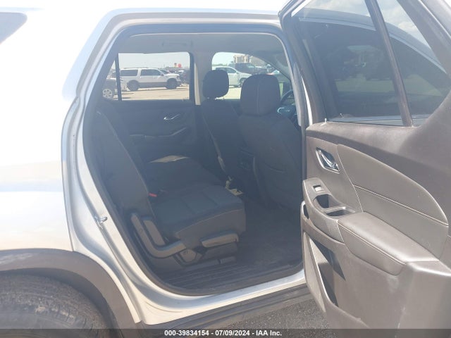 Chevrolet Traverse Ls 2018 1GNERFKWXJJ126109 Image 8