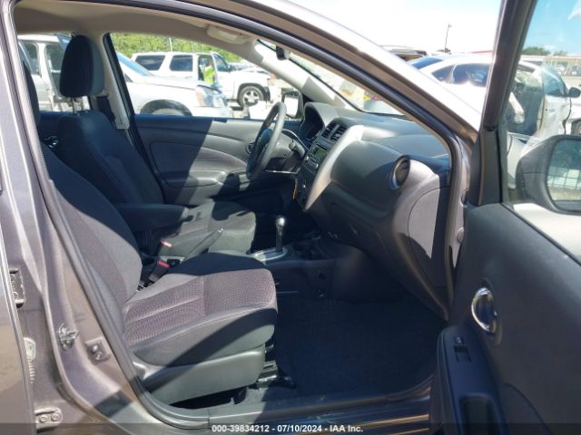 3N1CN7AP8FL955405 Nissan Versa 1.6 Sv