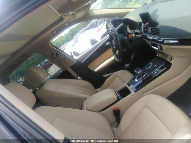 WA1ANAFY8K2048405 Audi Q5 45 Premium