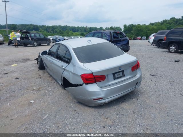 WBA8E1G32HNU16878 BMW 3 Series 320i