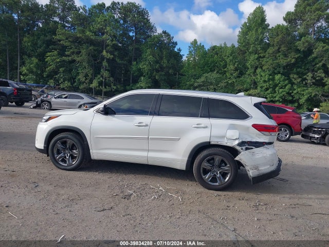 Toyota Highlander Limited Platinum 2018 5TDDZRFH8JS803016 Image 14