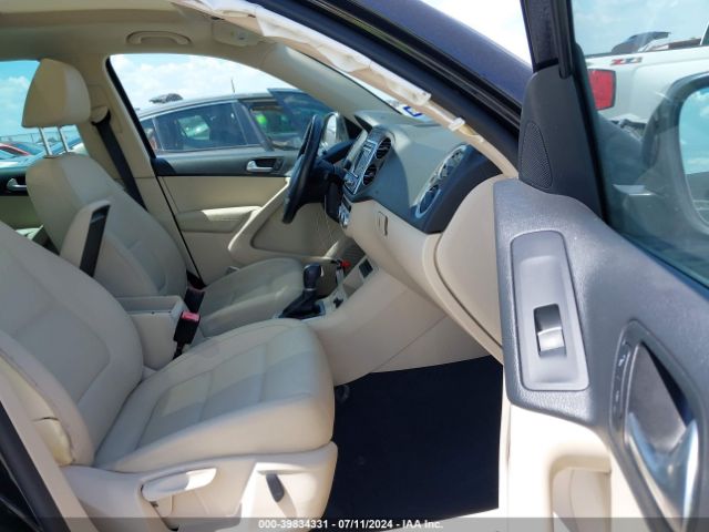 WVGBV3AX9EW618814 Volkswagen Tiguan Sel
