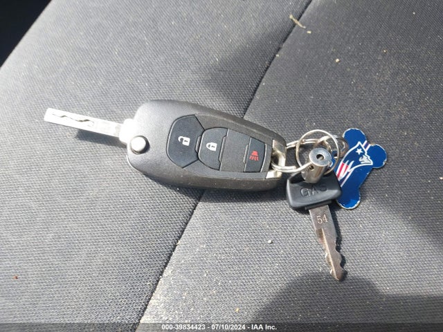 Chevrolet TRAX LS 2019 3GNCJNSB8KL337793 Image 11