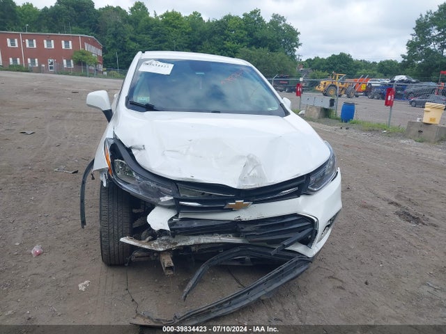 Chevrolet TRAX LS 2019 3GNCJNSB8KL337793 Image 12
