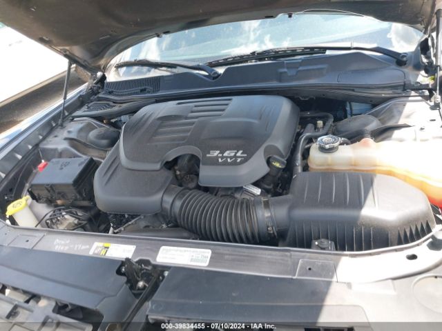2C3CDZAG7FH701631 Dodge Challenger Sxt