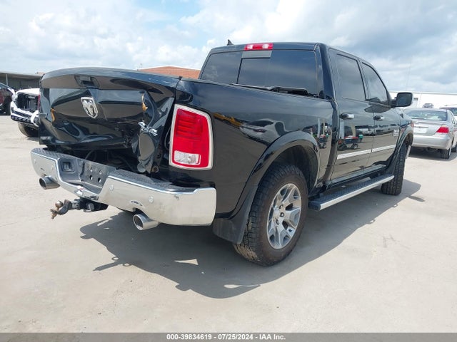 1C6RR7NM7KS704499 RAM 1500 Classic Laramie  4x4 5'7 Box