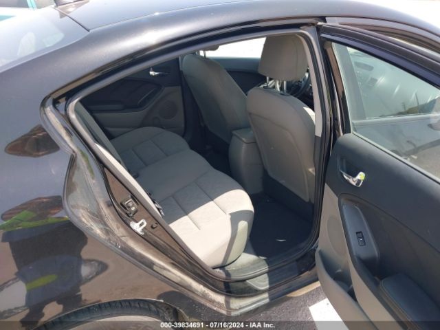 KNAFK4A6XF5381590 KIA FORTE LX