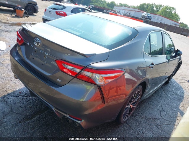 Toyota CAMRY SE 2018 4T1B11HK6JU065491 Image 4