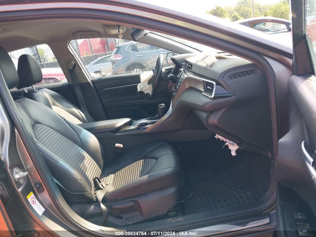 Toyota CAMRY SE 2018 4T1B11HK6JU065491 Image 5