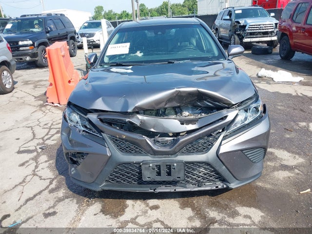 Toyota CAMRY SE 2018 4T1B11HK6JU065491 Image 6