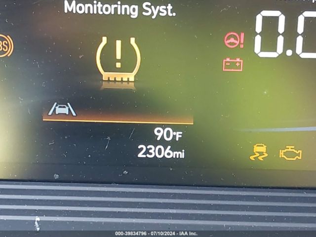 KMHRB8A31RU321801 Hyundai Venue Se