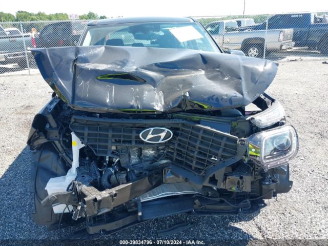 KMHRB8A31RU321801 Hyundai Venue Se