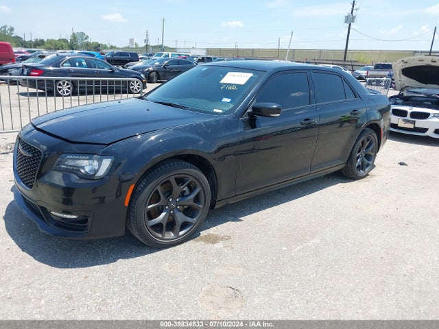 2C3CCABT0PH632962 Chrysler 300 300s