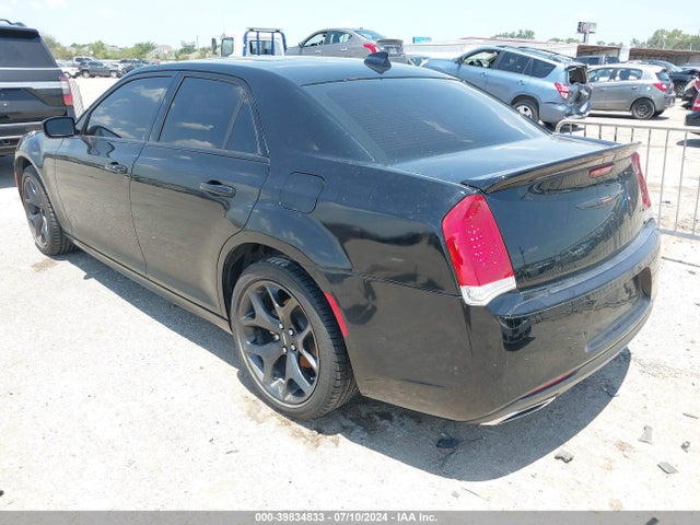 2C3CCABT0PH632962 Chrysler 300 300s